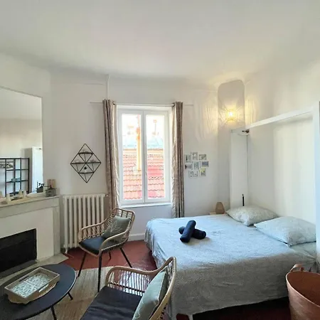 Les Tomettes - Cocon Centre Apartmán *